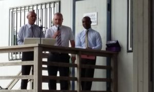 Etienne Morel entouré de Mohamed Abdou et Thani Mohamed Soilihi pour les voeux 2016 du CHM
