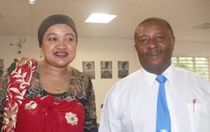 Mairame Said, VP CD en charge de l'Education et Mohamed Bacar, maire de Tsingoni, et VP association des maires