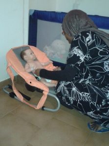 Petite enfance et aide à la personne parmi les voies proposées par l'Agepac