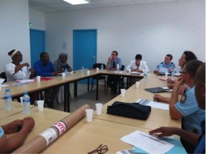 Réunion sur la sécurité au collège de Tsingoni