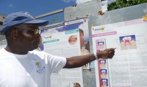 Les risques de complication d'une carie expliqués par Albert Nyanguil