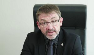 Pour André Canvel, le climat d'insécurité ne permet pas aux enfants comme aux enseignants de récupérer après une journée longue