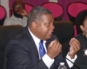 Daniel Zaïdani contre l'austérité budgétaire