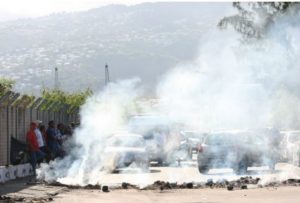 Des barrages et une trentaine de kilomètres de bouchon ce mardi matin à La Réunion (Photo: JIR)
