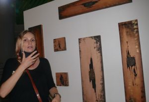 Par les fentes, des regards, "vus" par Géraldine Bathe
