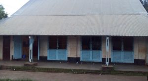 Les écoles construites dans les années 1980 à Koungou n'ont jamais subi de chantiers importants depuis