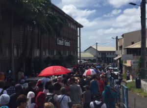 Un parcours dans le centre de Mamoudzou pour le rassemblement Mayotte île morte avec un passage devant la préfecture et le conseil départemental