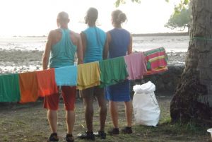 Les couleurs les postures des sensations de Mayotte dans une pièce de danse contemporaine