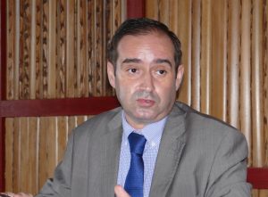 Le préfet Frédéric Veau sur les "décasages" : "Les forces de l'ordre ne doivent pas rajouter à la tension existante
