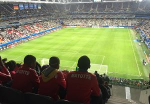 Les 85 jeunes de Mayotte à Lille pour le match Allemagne-Ukraine (photo diffusée par la ligue de Mayotte de football)
