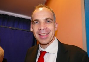 Nicolas Grivel explique les différentes étapes de la rénovation