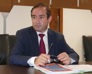 "Contre l'insécurité, les renforts se mettent en place", rassure le préfet de Mayotte