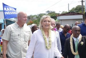 "Marine présidente"... Un moment de choix pour la candidate FN