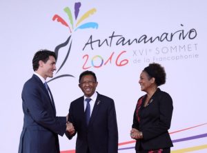 Justin Trudeau avec le président malgache et la secrétaire générale de la francophonie Michaelle Jean
