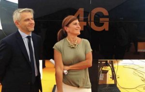 Les dirigeants d'Orange Xavier Pïchon et Mireille Helou pour le lancement de la 4G dans l'océan Indien (Photo: JIR)