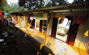 Sainte-Marie: La cour de la case où le petit Nabil a perdu la vie (Photo: JIR)
