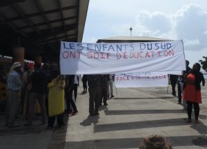Slogan lors de la manifestation du Collectif de lutte contre la pénurie d'eau