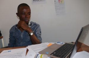 Nadham Youssouf au centre Nyamba qu'il anime