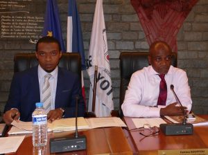 Aux côtés de son DG Nabilou Ali Bacar