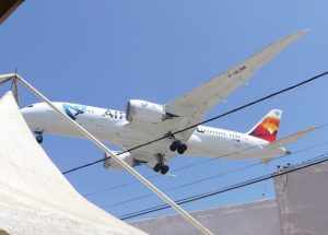 Dreamliner aux couleurs du Piton de la Fournaise
