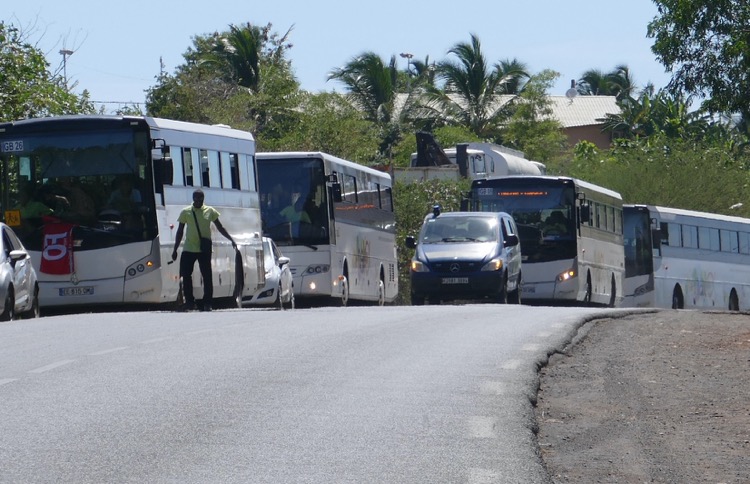 Transport scolaire, Mayotte