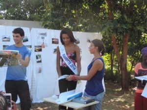 Miss Mayotte vient prêter main forte