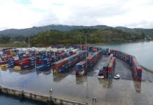 Containers, conteneurs, Longoni, transitaire, Mayotte