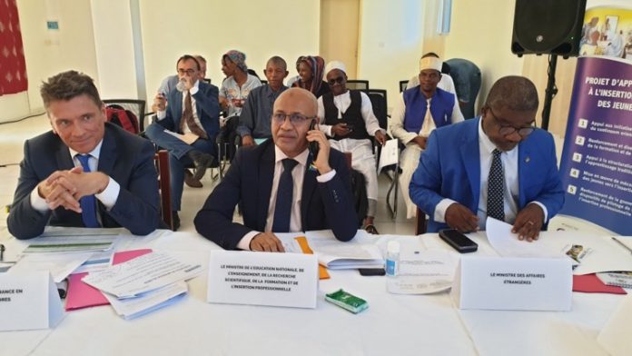 Plan de développement France-Comores, Comores, formation