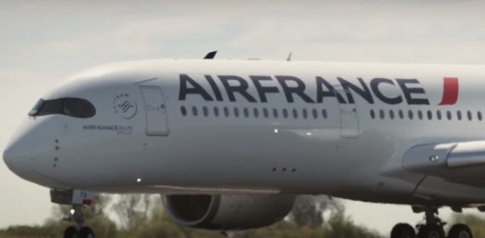 Air France, Air Austral, Corsair,Djebbari, Mayotte, Lecornu
