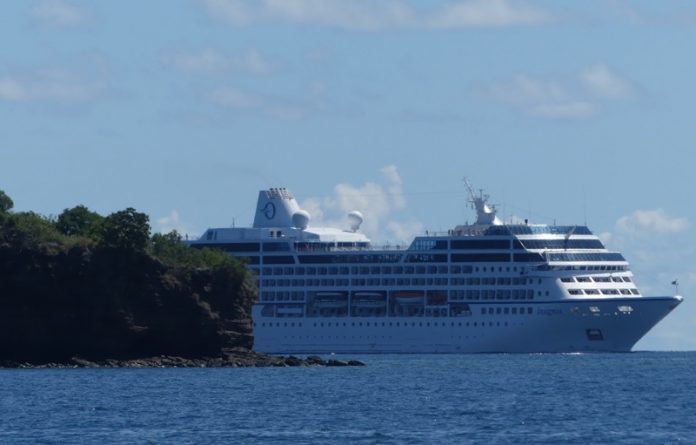 Ocean Cruises, Insignia, Mayotte