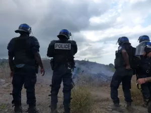 Police, arme, Mayotte