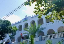 Comores, dette, Abdourahamane Cheikh Ali, Azali Assoumani