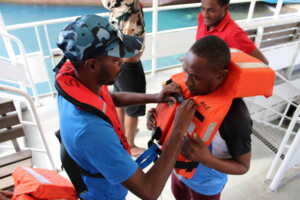 Mayotte, Barge, Karihani, Polé, évacuation, maritime, accident, mer, maritime, STM, DTM, exercice,