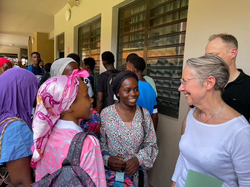 Elisabeth Borne, visite, rentrée scolaire