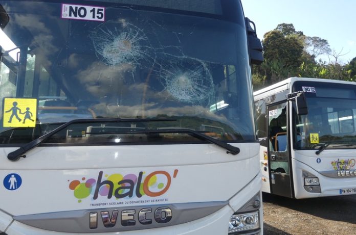 Halo, bus scolaires, Mayotte