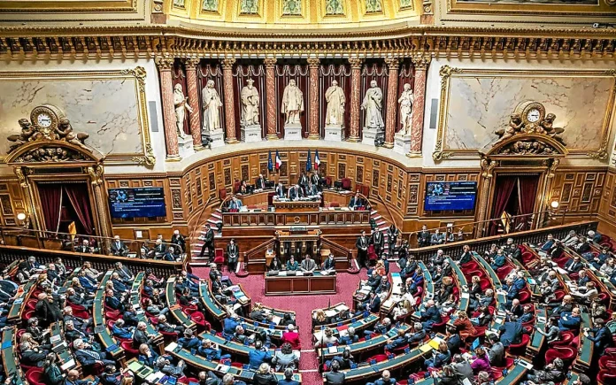Mayotte, Sénat, loi refondation Mayotte,