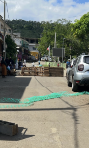 Mayotte, Sada, violences, barrages,