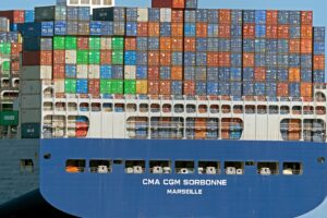 Outre-mer, CMA CGM, transport, marchandises, commerce, international, océan indien,