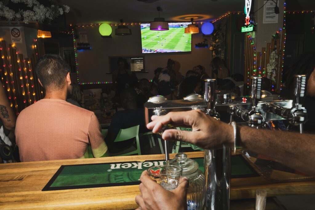 Mayotte, mamou, bar, restaurant, coupe du monde, football,