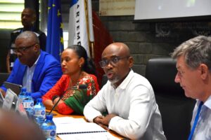 Mayotte, Département-Région, EPIC, port de Longoni,