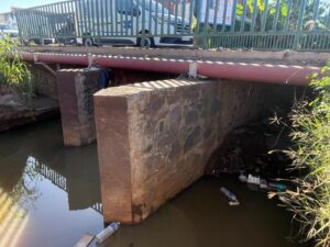 rivière, Kawéni, déchets, inondation