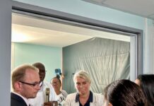 À Mayotte, derrière la visite du Gouvernement, les réalités que l’on ne voulait pas voir Mayotte, visite officielle, Sébastien Lecornu, gouvernement, Stéphanie Rist, CHM,